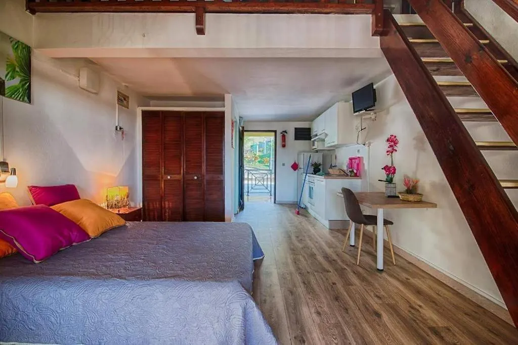 Residence Les Bougainvilliers Martinique Sainte-Anne Apartment